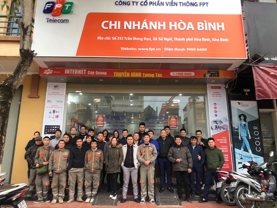 Van-phong-giao-dich-fpt-hoa-binh