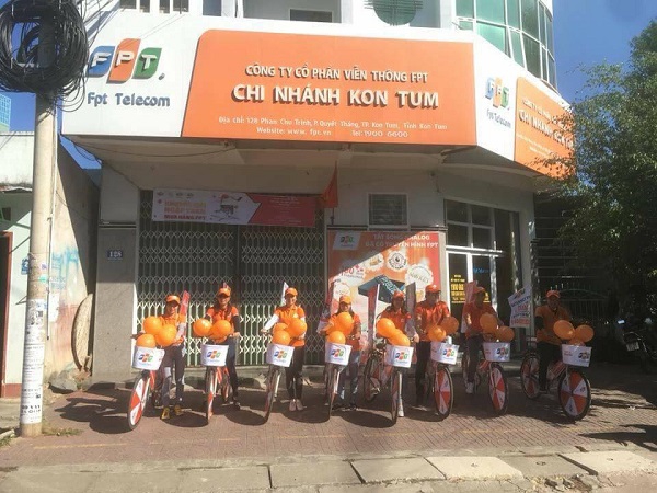 Lắp Mạng Wifi FPT Kon Tum 1 Van-phong-giao-dich-fpt-kon-tum