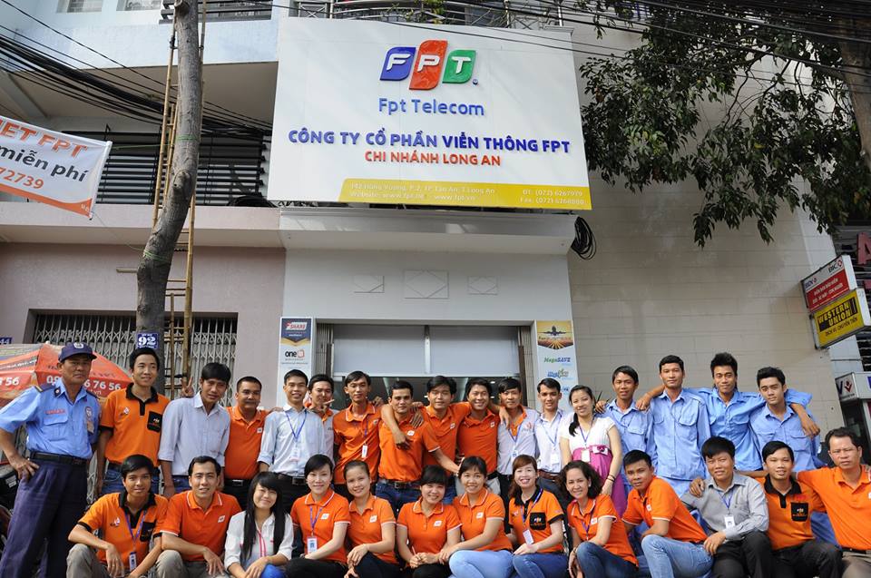 Van-phong-giao-dich-fpt-long-an